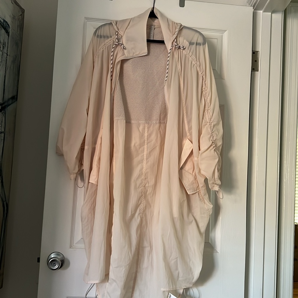 NWT - Athleta Canopy Parachute Jacket Long